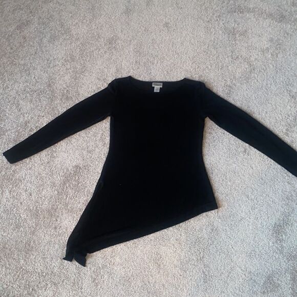 Chicos Travelers A Symmetrical Top! - Picture 6 of 9